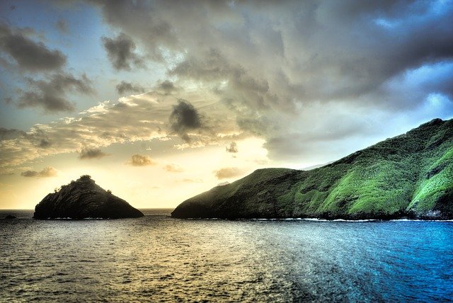 Nuva Hiva, Les Marquises y
