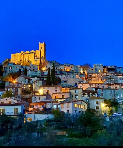 Village d'Eus, Pyrénées Orientales, https://casailicia.wordpress.com/ y